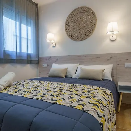 Ar Camps Apartament *